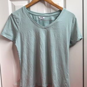 Basic V-Neck Tee